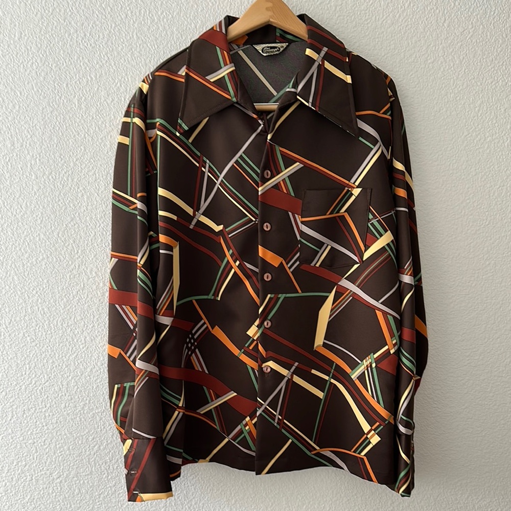 Triumph Casual Button Down Shirt Brown and Orange Geometric Design